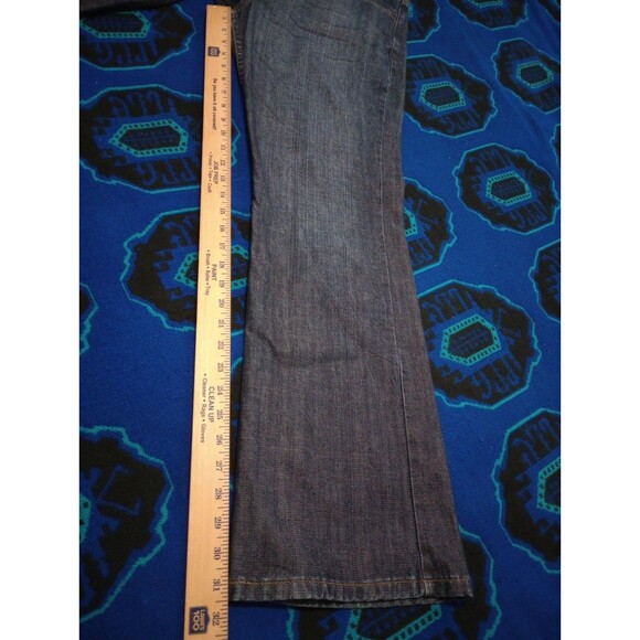 Levis 515  Bootcut Jeans Womens 100% Cotton Midrise Slim Taper Dark Wash 33x31.5 - Picture 12 of 14